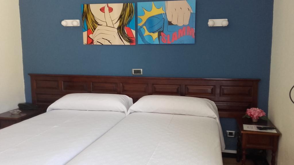 Hotel Tejuma ปูแอร์โตเดลาครูซ ภายนอก รูปภาพ