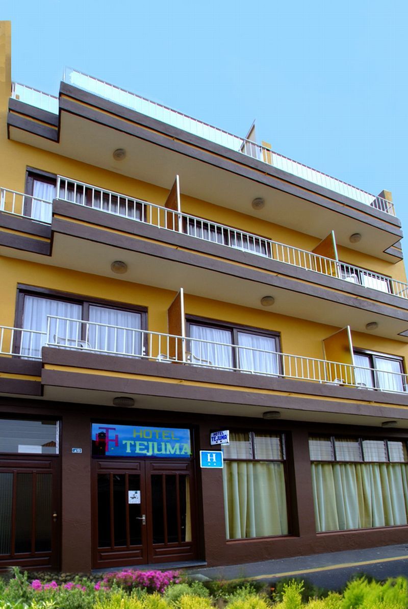 Hotel Tejuma ปูแอร์โตเดลาครูซ ภายนอก รูปภาพ