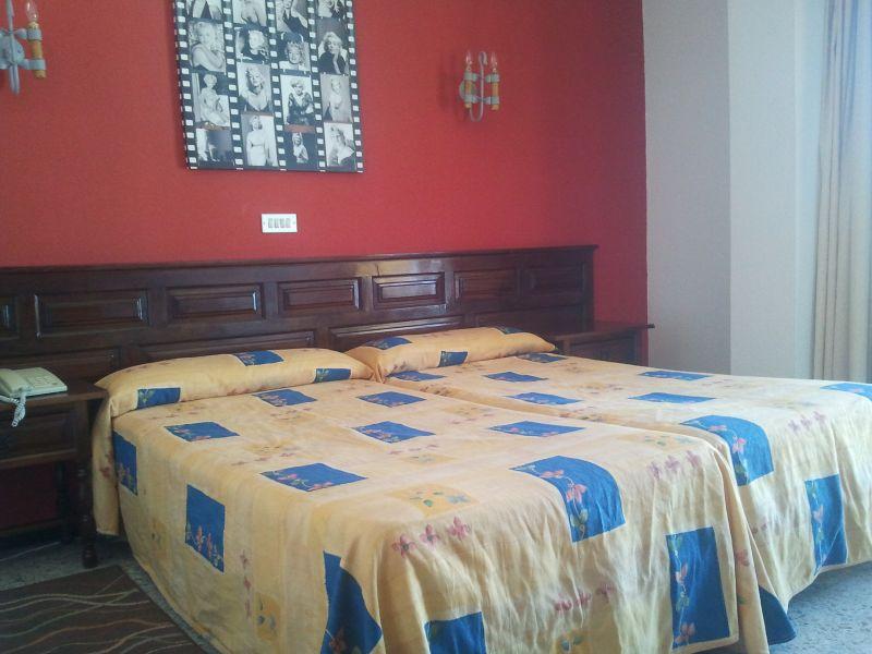 Hotel Tejuma ปูแอร์โตเดลาครูซ ภายนอก รูปภาพ