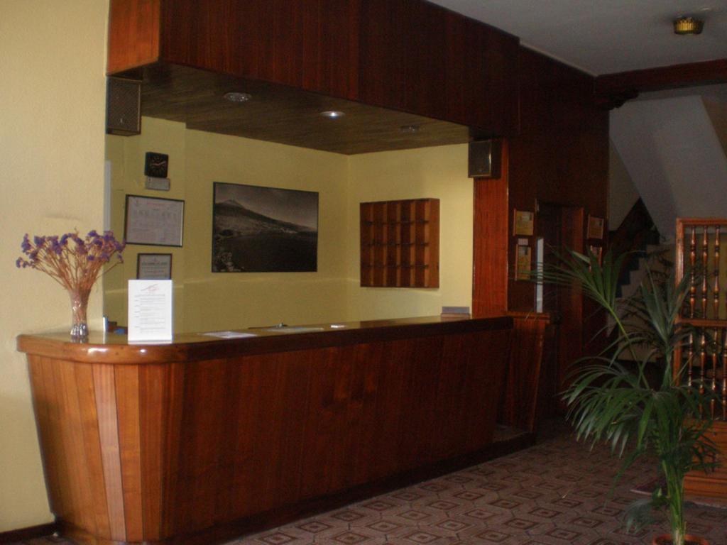 Hotel Tejuma ปูแอร์โตเดลาครูซ ภายนอก รูปภาพ